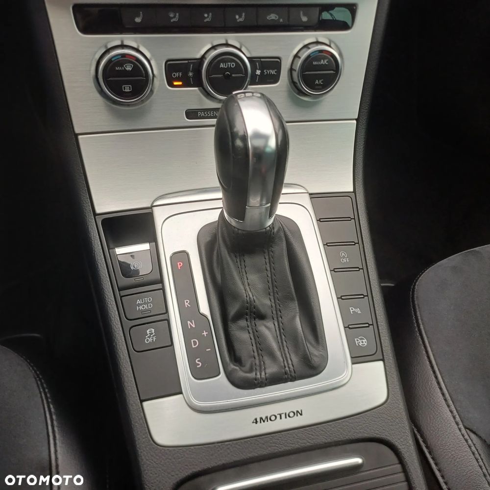 Volkswagen Passat Variant - 14