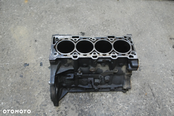 BLOK DÓŁ SILNIKA Z18XER OPEL ASTRA III H ASTRA IV J
