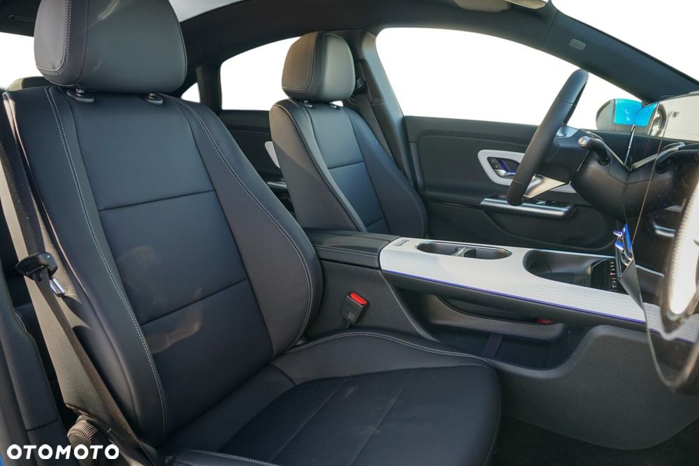 Mercedes-Benz CLA - 15