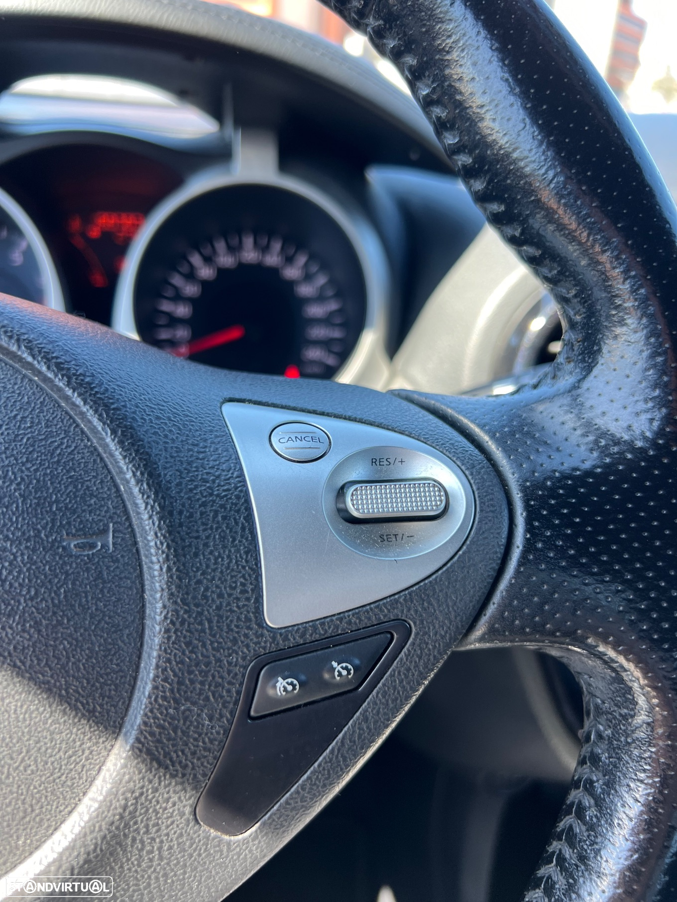 Nissan Juke 1.2 DIG-T Acenta Connect - 38