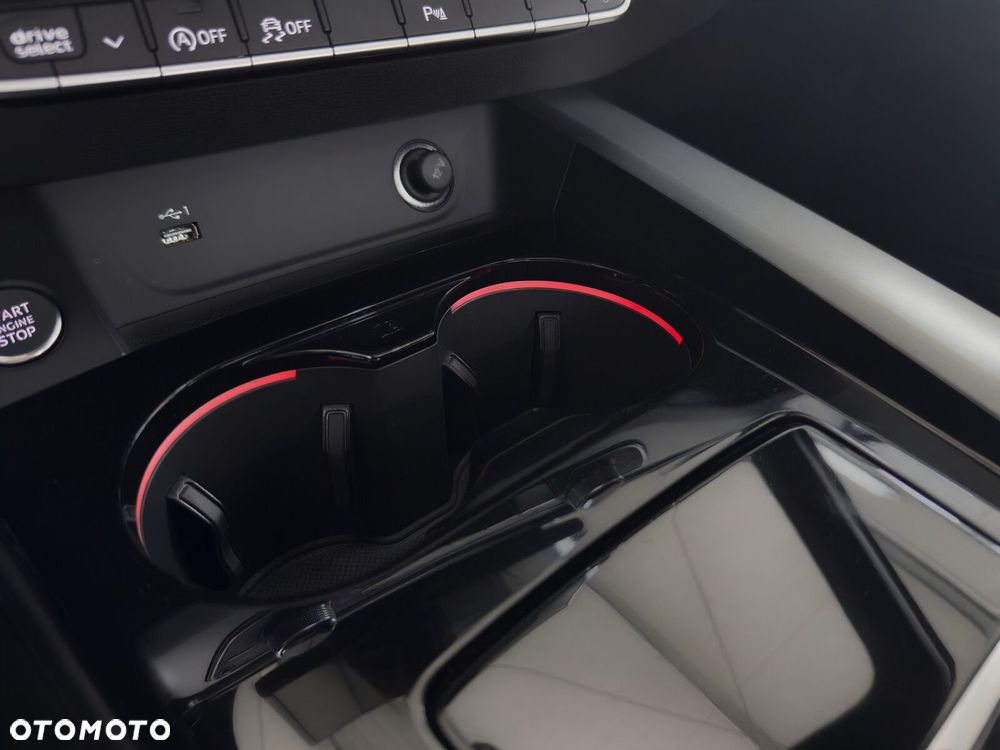 Audi A4 Limousine - 24