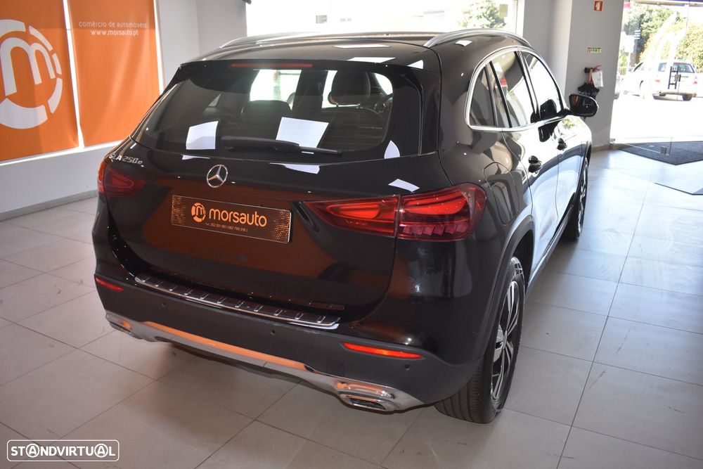 Mercedes-Benz GLA 250 - 12