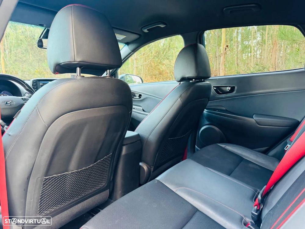 Hyundai Kauai 1.0 T-GDi Premium Pele/Tec.Vermelho - 38