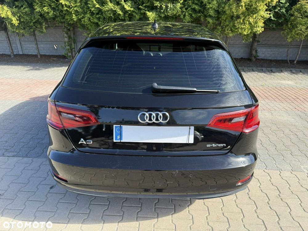 Audi A3 Sportback - 2