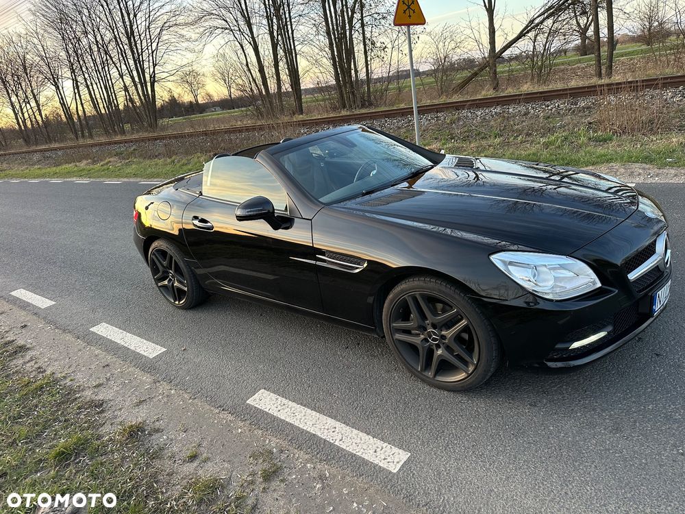 Mercedes-Benz SLK 250 CGI - 8