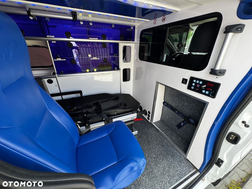Renault Trafic - 18