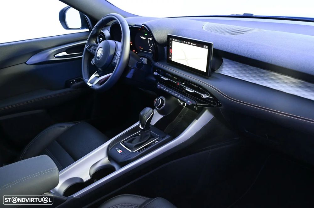 Alfa Romeo Tonale 1.5 Hybrid Sprint - 30