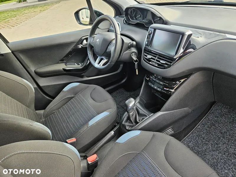Peugeot 208 1.6 VTi Allure - 6