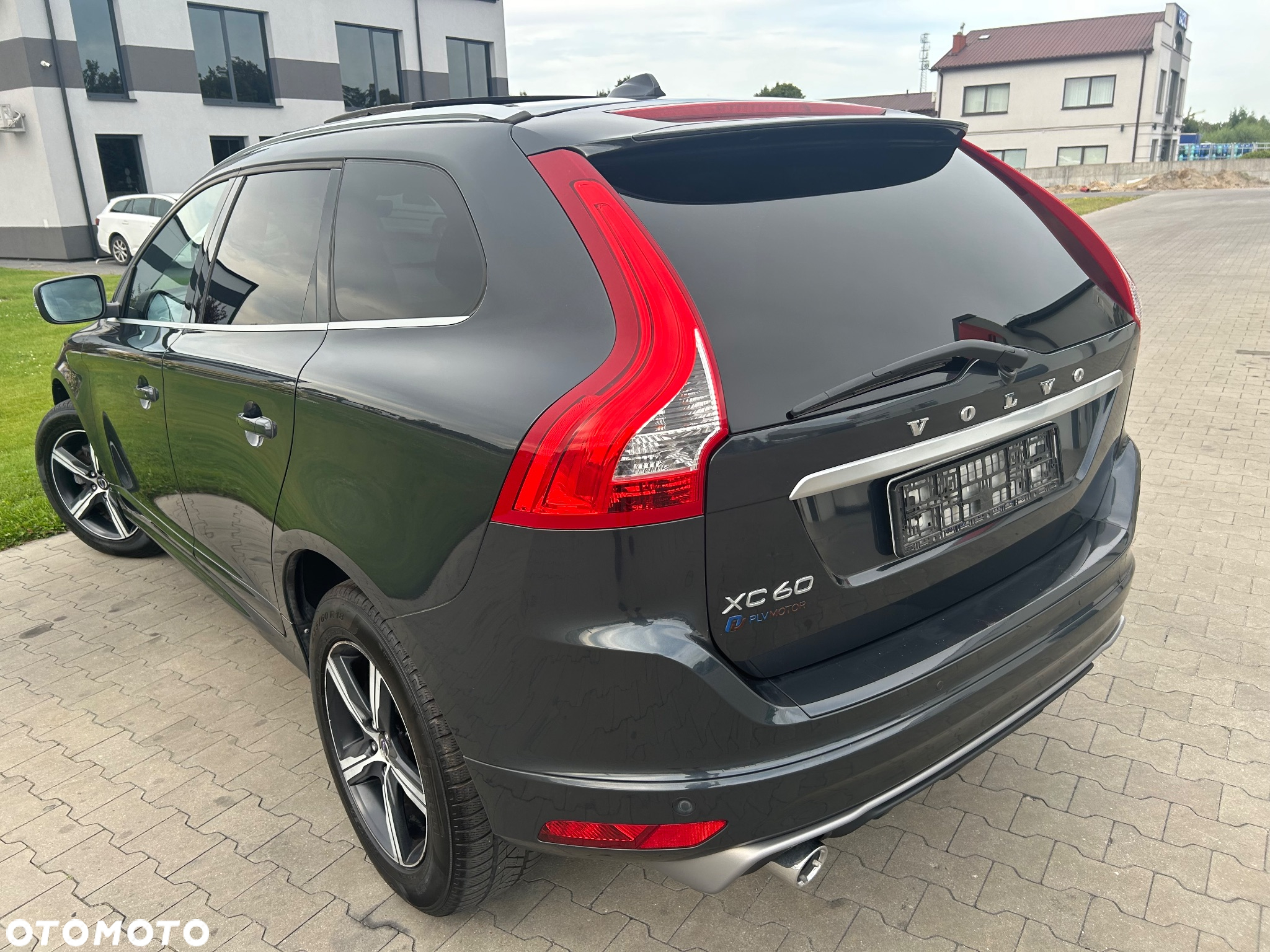 Volvo XC 60 D4 Drive-E R-Design Summum - 10