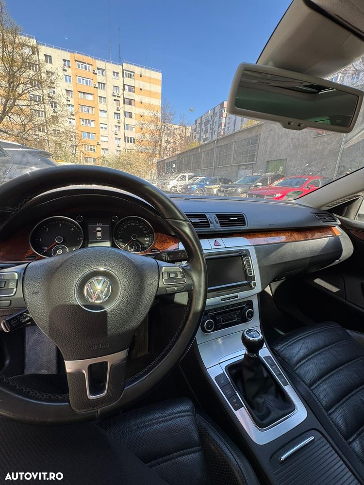 Volkswagen Passat CC - 9