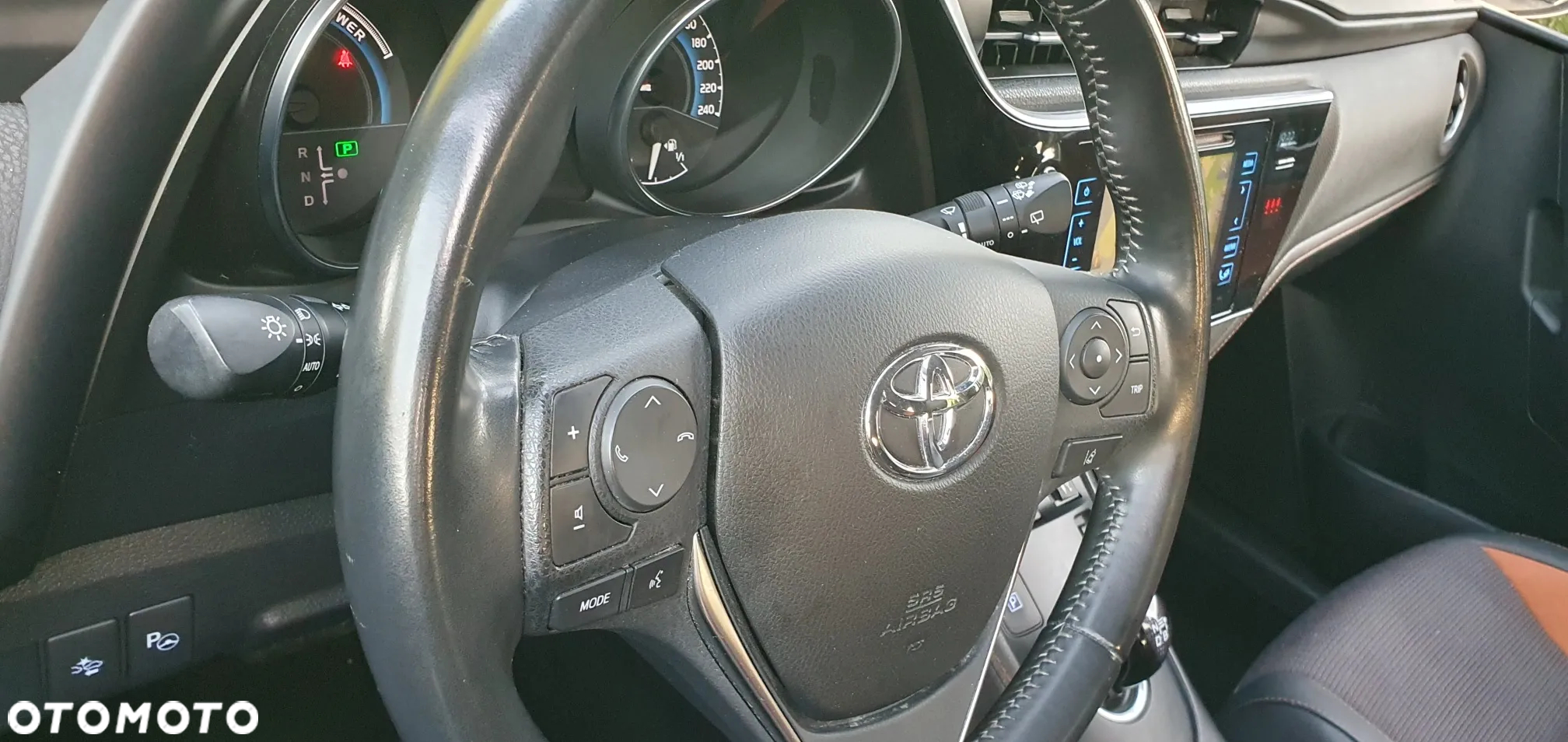 Toyota Auris - 25