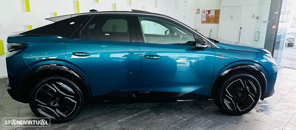 Peugeot E-3008 Long Range GT - 3
