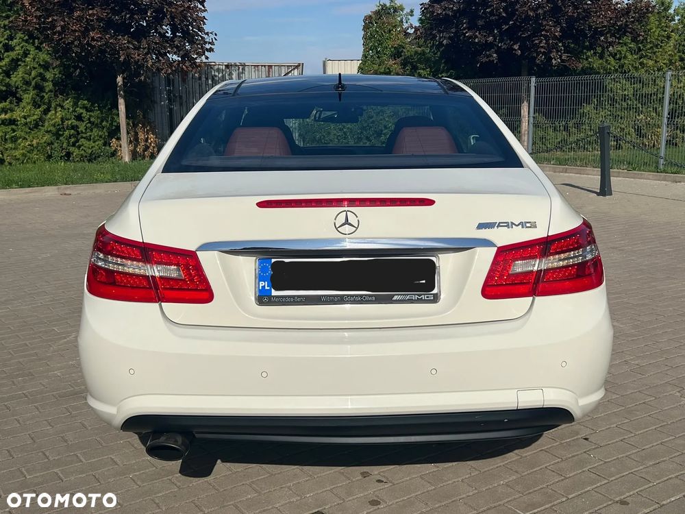 Mercedes-Benz Klasa E 200 CGI BlueEff - 6