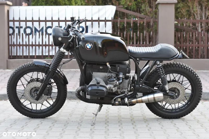 BMW R - 22