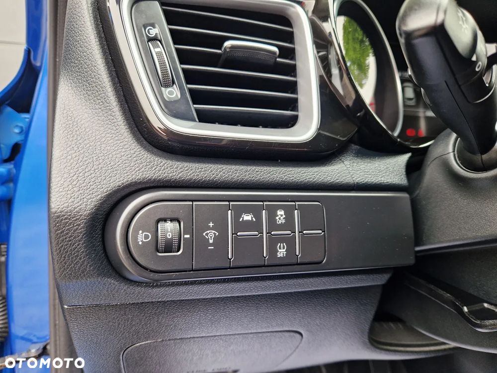 Kia XCeed 1.4 T-GDI OPF VISION - 32