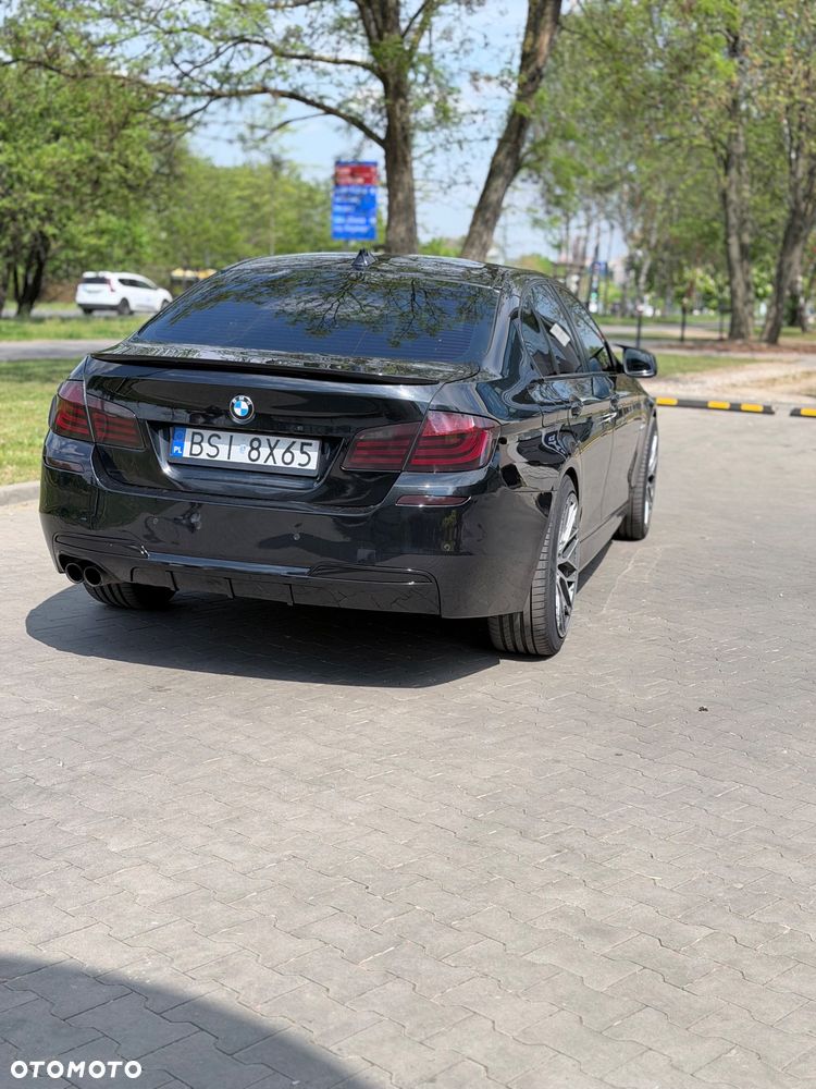 BMW Seria 5 525d - 8