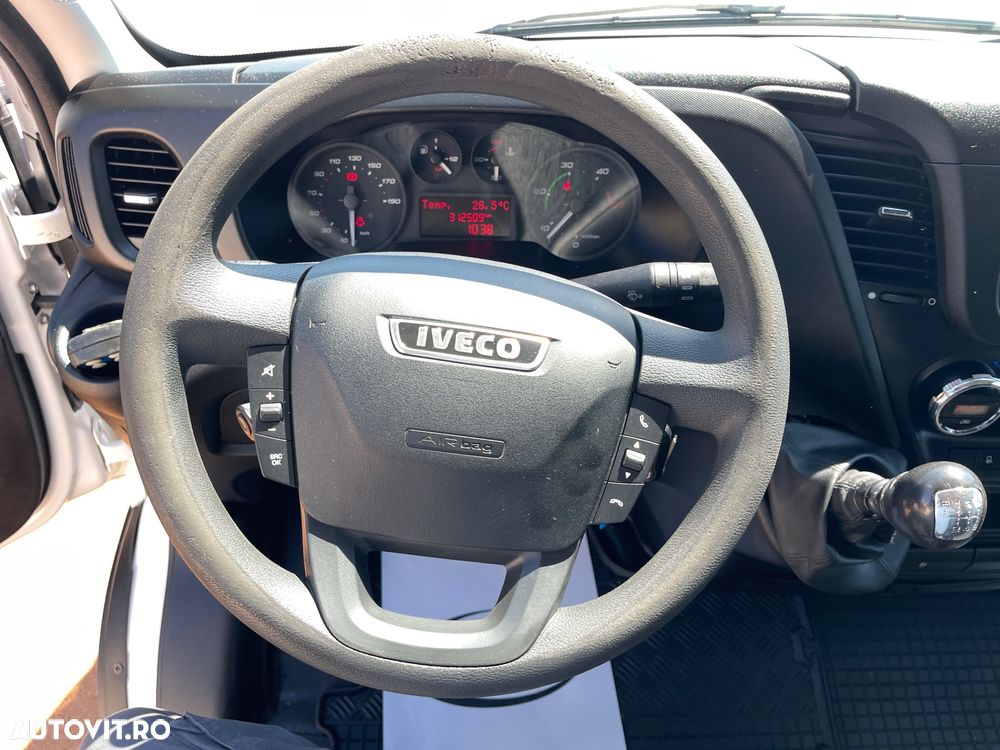Iveco Daily 35S17 3.0D KOFFER LIFT - 32