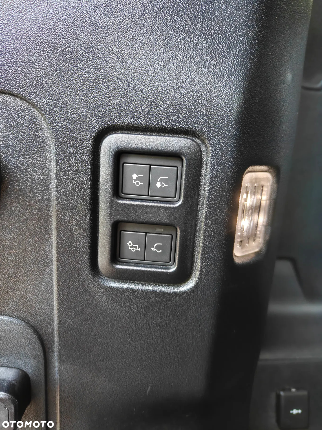 Land Rover Defender 110 5.0 P525 V8 Carpathian Edition - 36