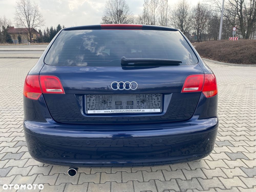Audi A3 Sportback - 10