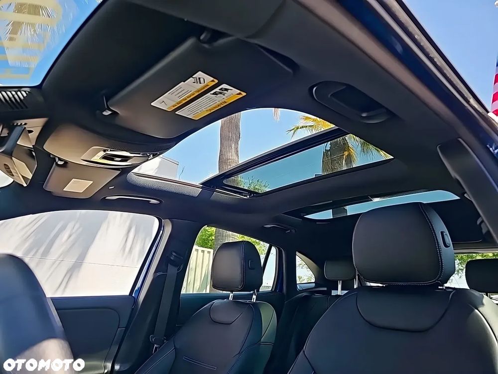 Mercedes-Benz GLA AMG 35 4-Matic - 11