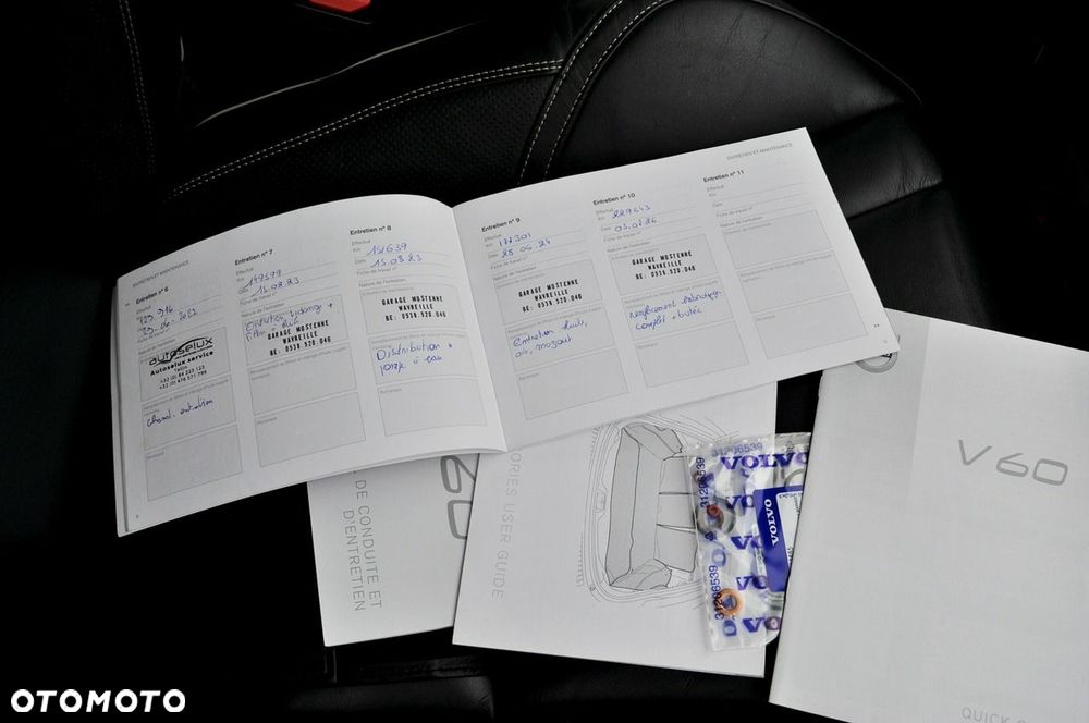 Volvo V60 D3 R-Design - 37