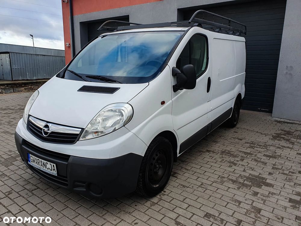 Opel Vivaro - 1