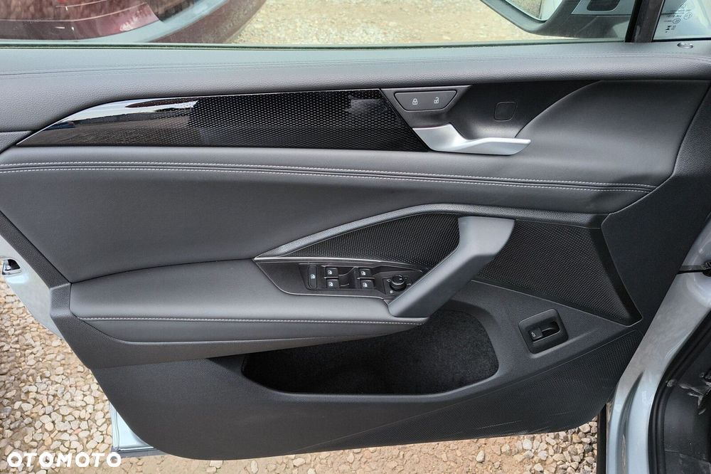 Volkswagen Tiguan - 17