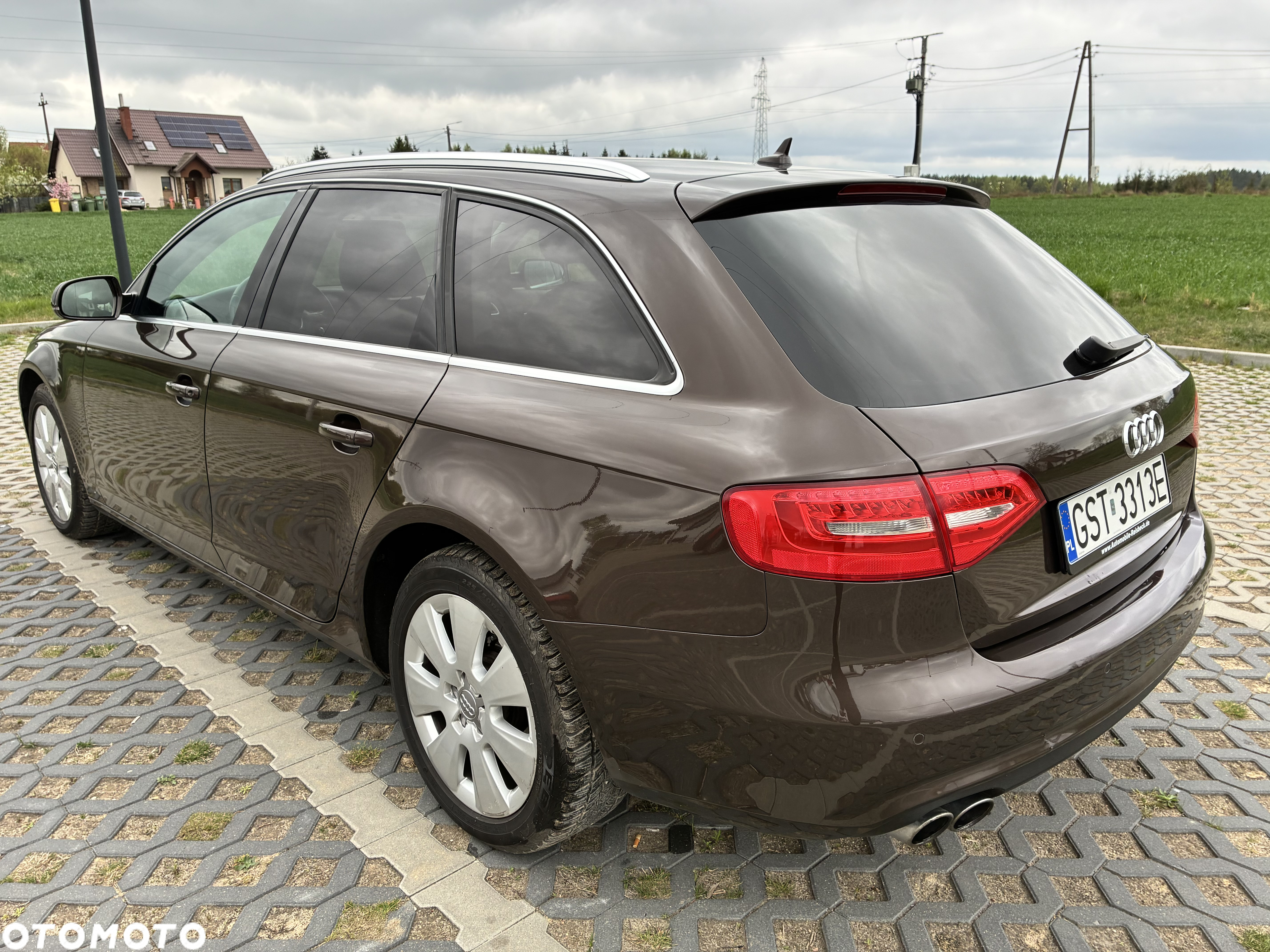 Audi A4 Avant 2.0 TDI DPF quattro Attraction - 4