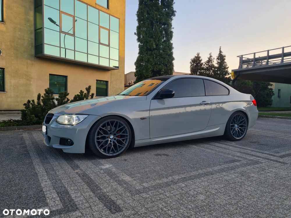 BMW Seria 3 320d DPF M Sport Edition - 18