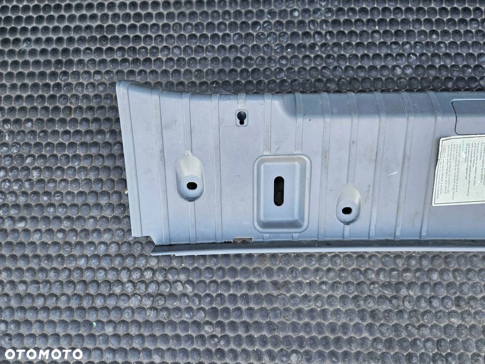 Tapicerka Klapa Osłona Klapy Pas Tylny Bagażnika Plastik BMW 3 E90 LCI 2009r - 4