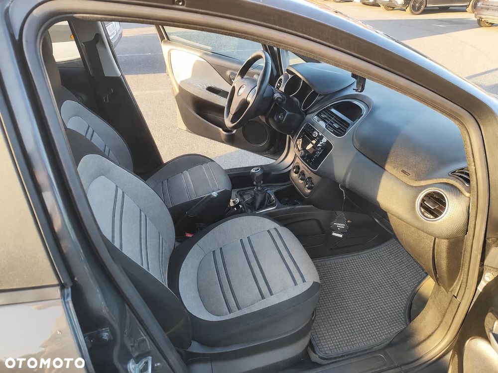 Fiat Punto Evo 1.4 8V Estiva Blue&Me Euro5 - 10