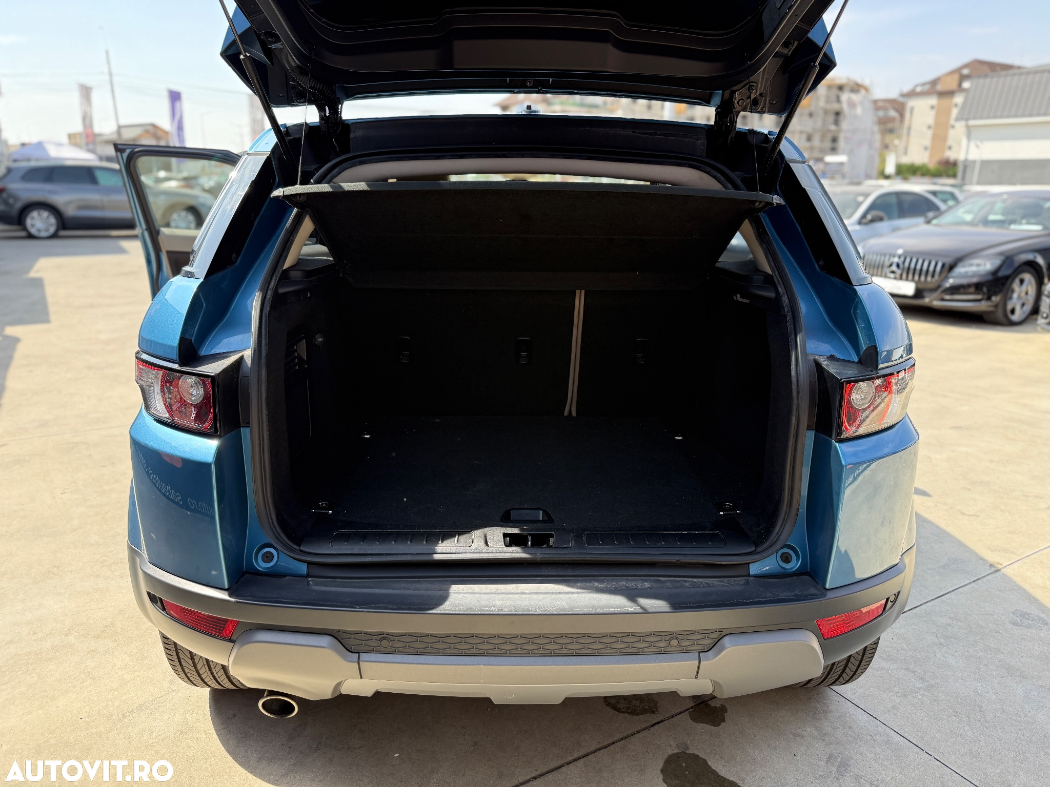 Land Rover Range Rover Evoque - 17