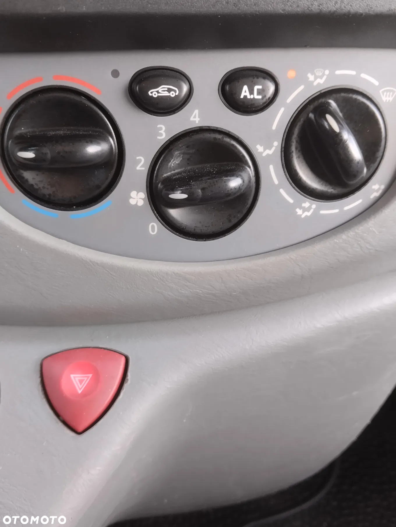 Renault Trafic 2.0 115 KM !!! L2 H1 Długi TYLKO 171 tys.km !!!KLIMA ! SPROWADZONY/ZAREJESTROWANY !!! Nie Vivaro - 3