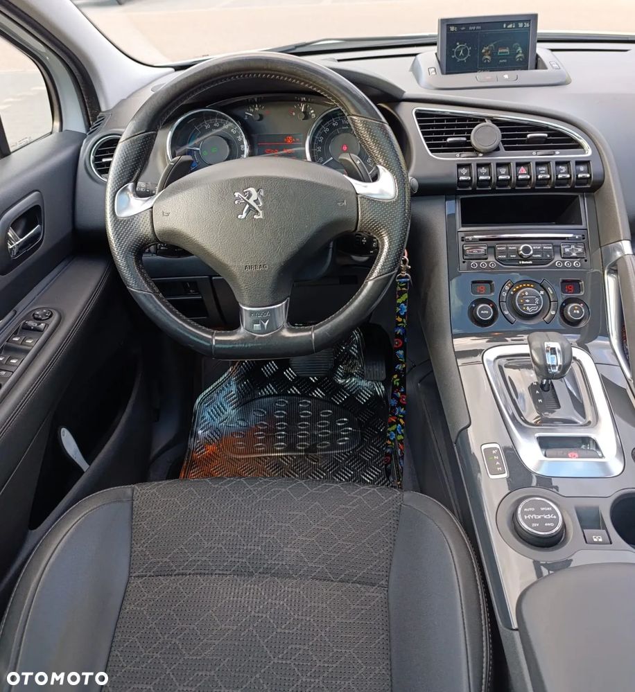 Peugeot 3008 2.0 HDi Allure - 17
