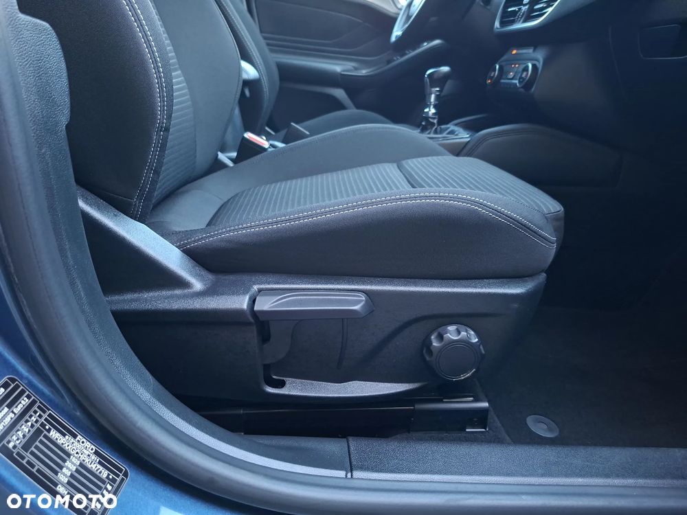 Ford Focus 1.0 EcoBoost Titanium - 33