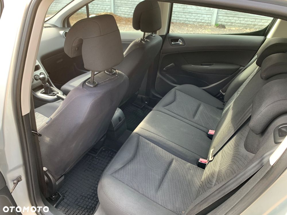 Peugeot 308 1.6 HDi Presence - 12