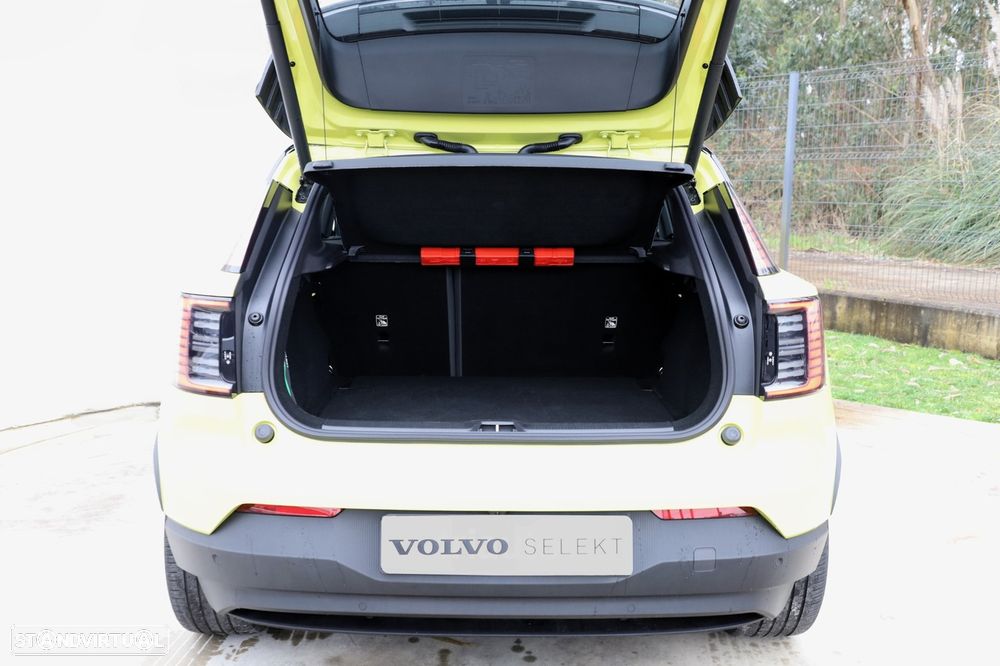 Volvo EX30 69 kWh Single Motor Extended Range Plus - 5