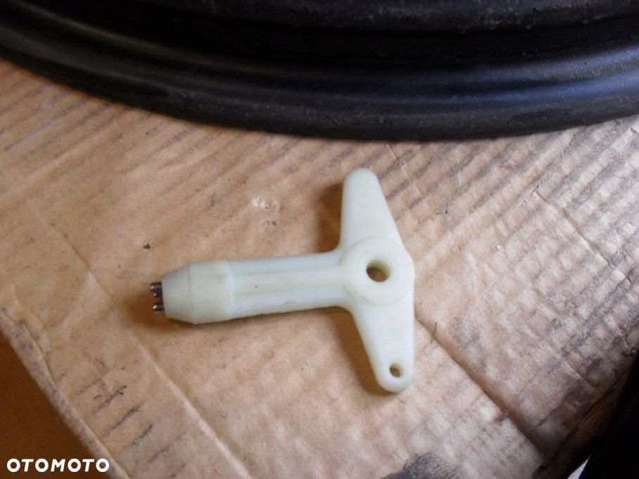 Felgi aluminiowe AZEV 20 11Jx20 5x112 ET45 - 4