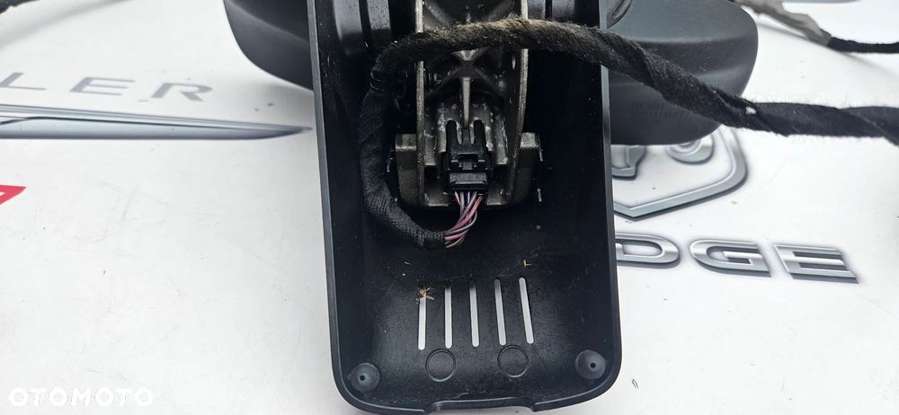 Chrysler Pacifica 2016- lusterko wsteczne Lusterko wewnętrzne Obudowa lusterka Kompletne Instalacja zderzaka  P68234178AE - 10