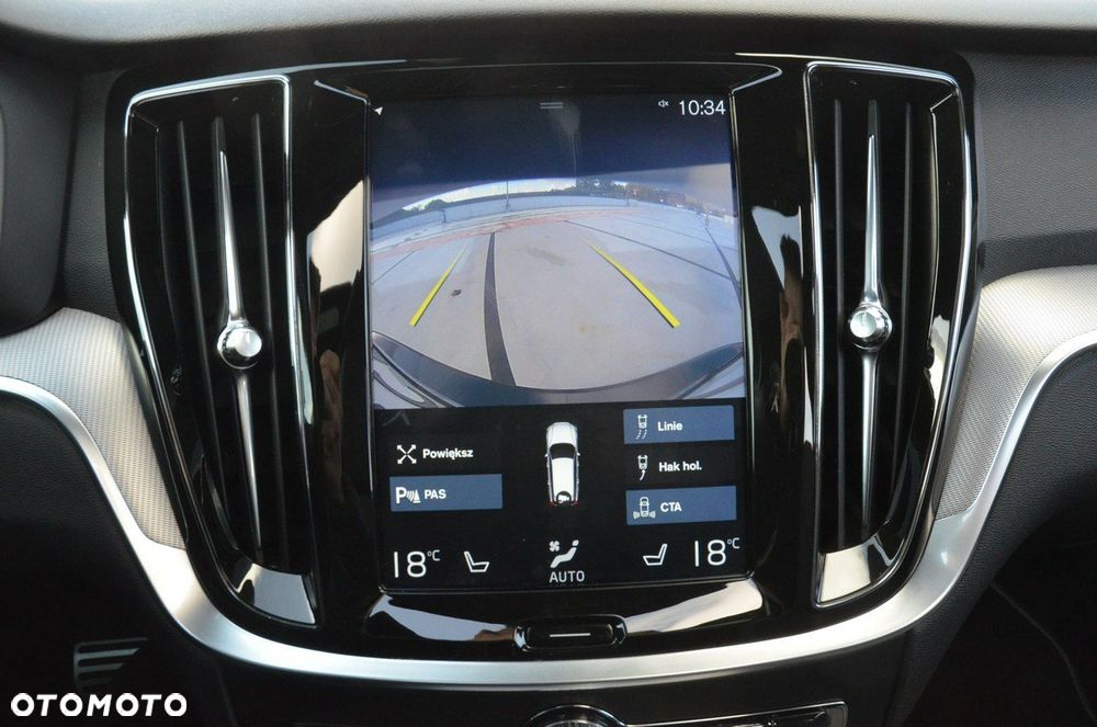 Volvo V60 T6 AWD Geartronic R-Design - 29