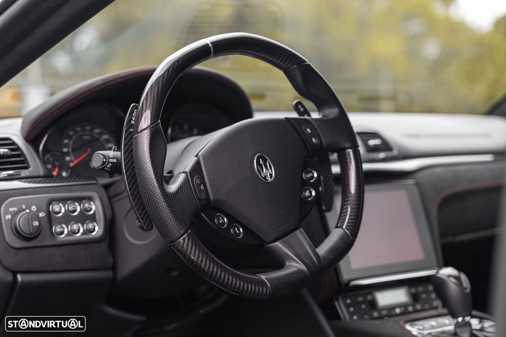 Maserati Granturismo 4.7 V8 MC - 16
