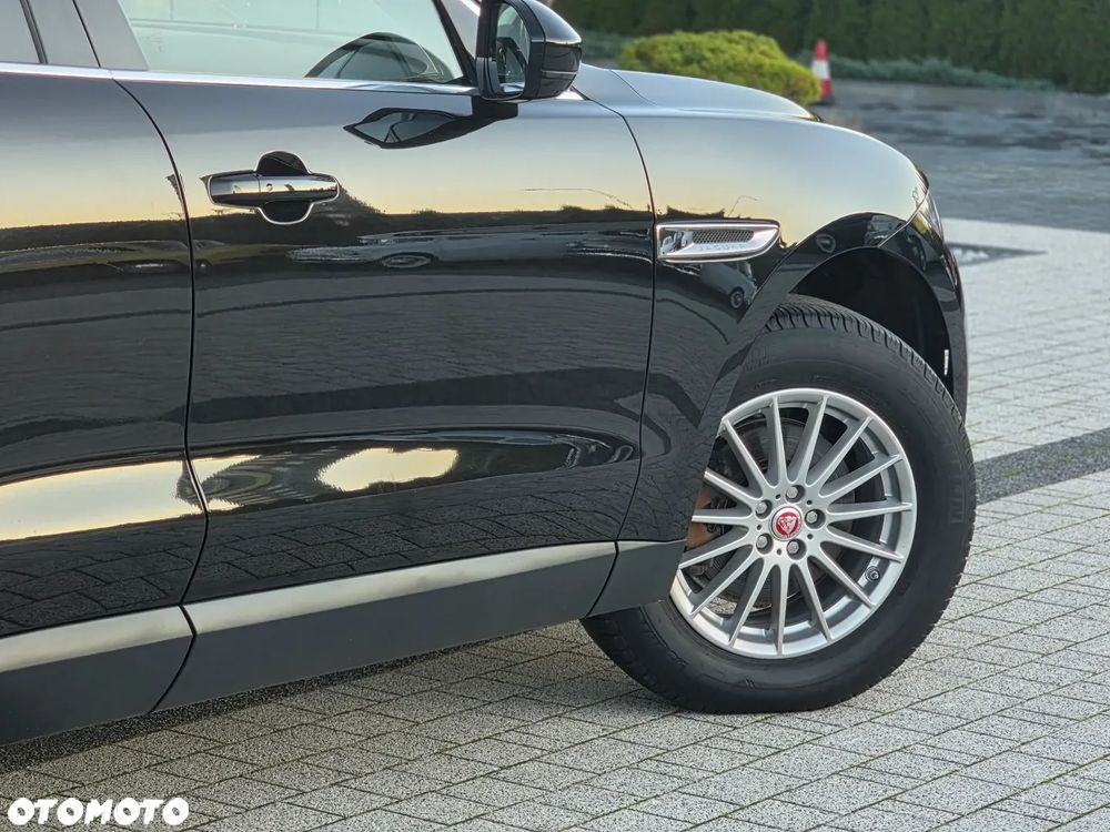 Jaguar F-Pace 2.0 i4D AWD Prestige - 32