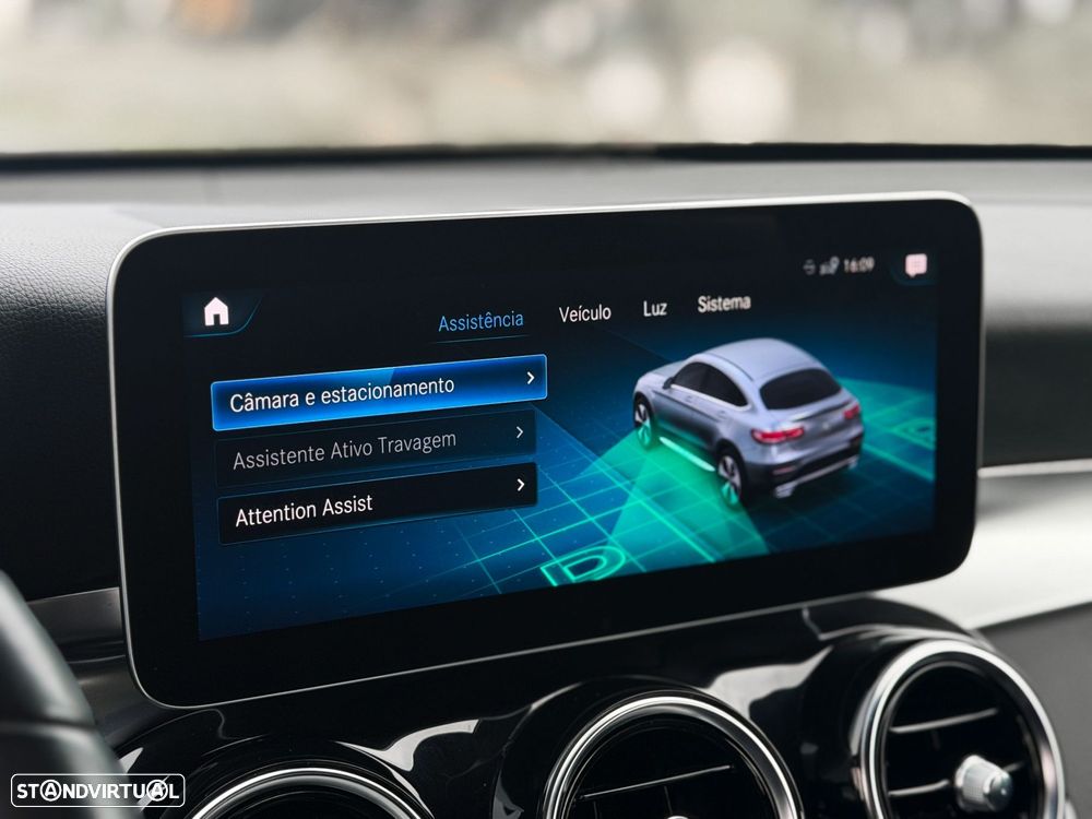 Mercedes-Benz GLC 300 e Coupé 4Matic - 21