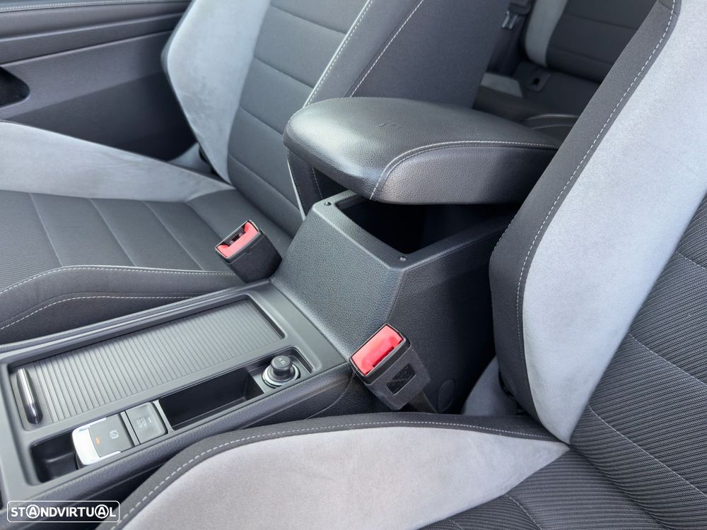 VW Golf R 4Motion BlueMotion DSG - 20