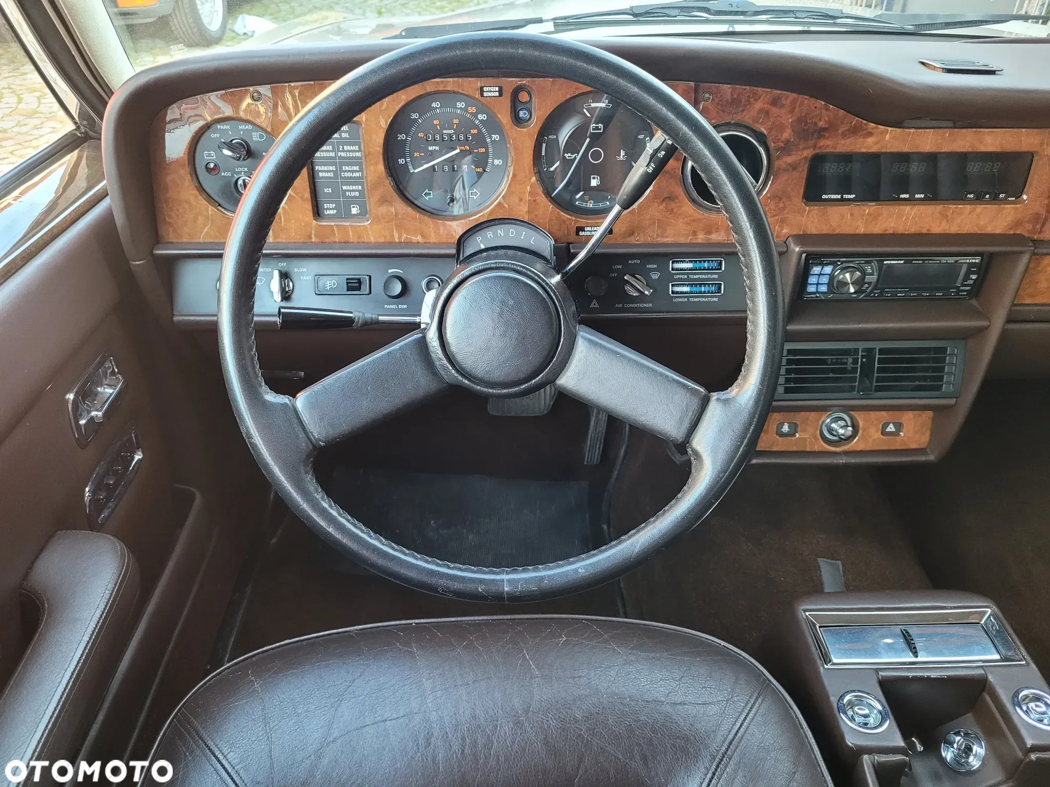 Rolls-Royce Silver Spur - 15