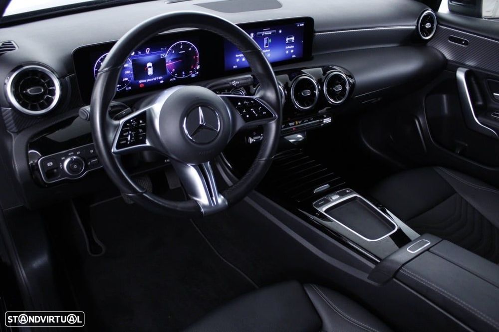 Mercedes-Benz A 180 d - 32