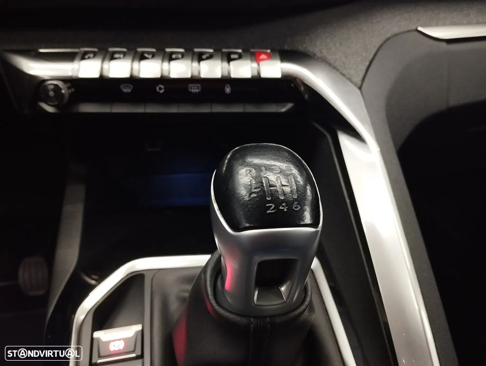 Peugeot 3008 1.5 BlueHDi Allure - 32