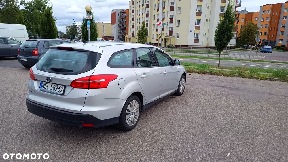 Ford Focus 1.5 TDCi Trend - 6