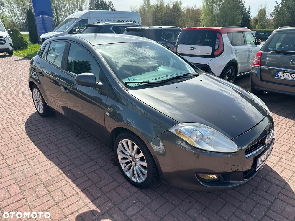 Fiat Bravo 1.4 T-JET 16V Emotion - 4