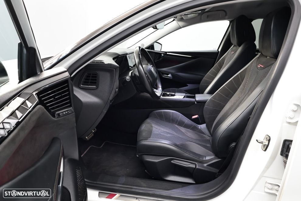 DS DS4 E-Tense Performance Line EAT8 - 23